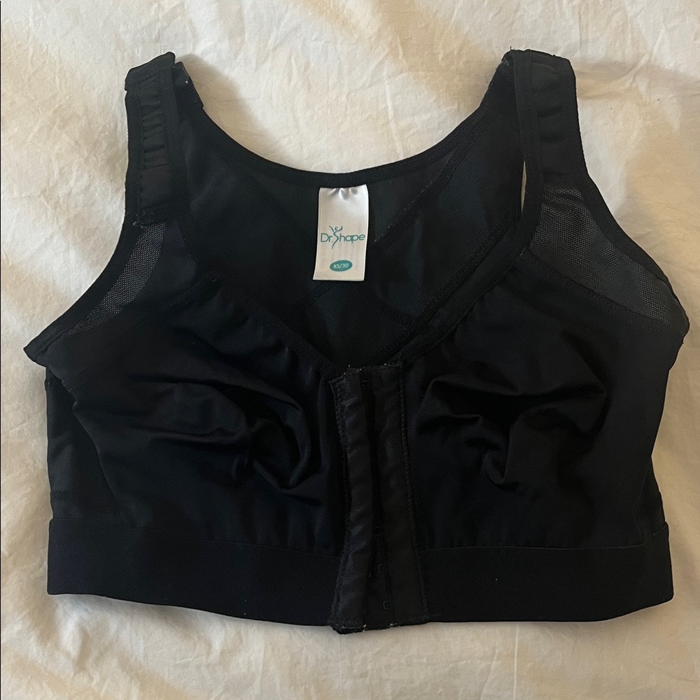 Black Women's Supportive Compression Sports Bra
